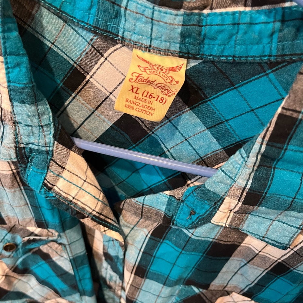 Long-sleeved button up shirt